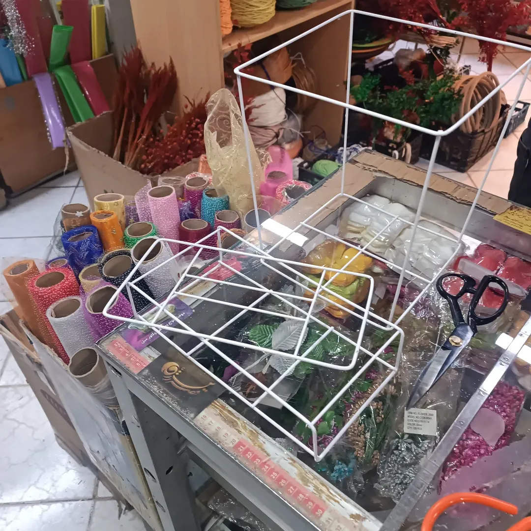 جا دستمالی درب دار